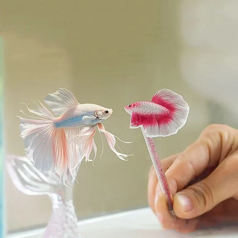 Resin Fighting Fish Training Stick – Interactive Betta Tail Exercise Ornament