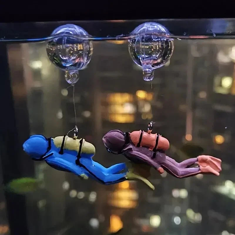 Floating Diver Ornament – PVC Aquarium Decoration with Buoy Ball for Fish Tanks and Miniature Landscapes