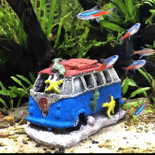Resin Old Car Aquarium Ornament – Decorative Shelter for Freshwater and Saltwater Tanks