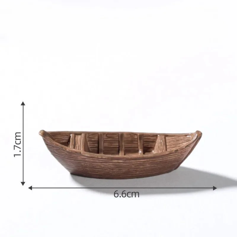 Mini Floating Boat Figurine – Resin Micro Landscape Ornament for Aquariums, Bonsai & DIY Terrarium Decoration