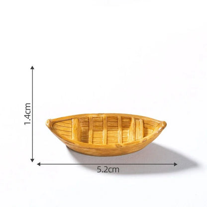 Mini Floating Boat Figurine – Resin Micro Landscape Ornament for Aquariums, Bonsai & DIY Terrarium Decoration