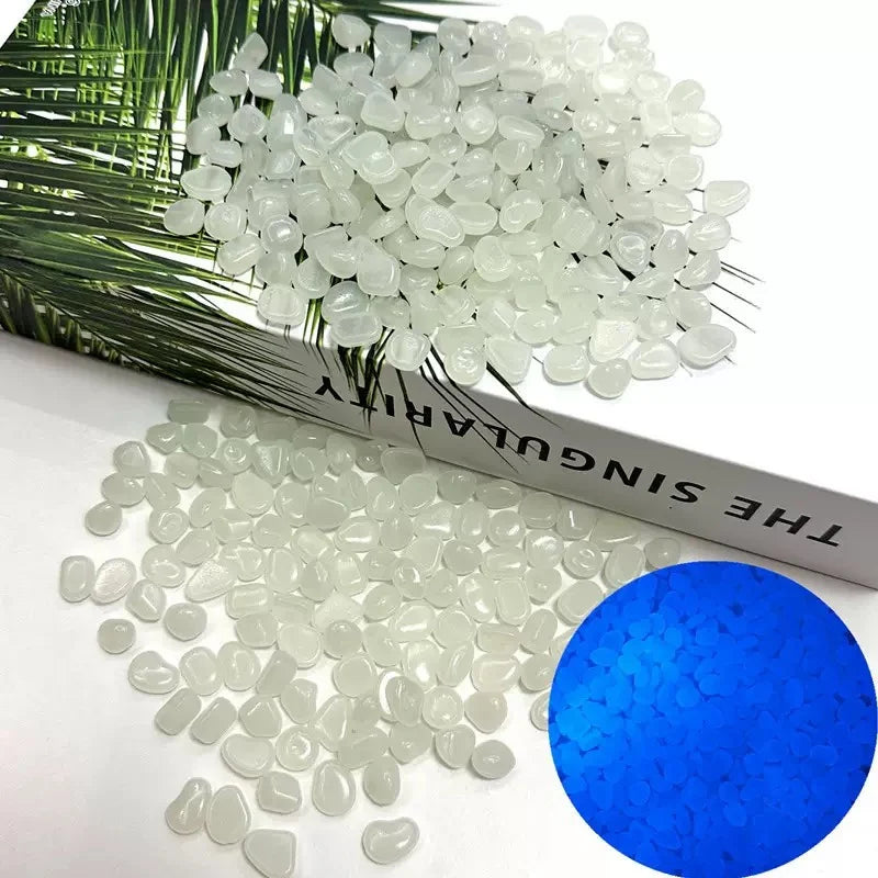 Glow-in-the-Dark Garden Pebbles – 3–5mm Luminous Decorative Stones for Aquarium, Pathways, and DIY Landscaping (100–500pcs)