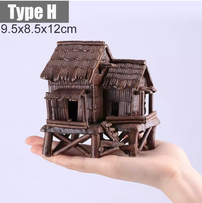 Retro Mini House Bungalow Resin Ornaments  Perfect for Aquariums, Bonsai, and Landscaping