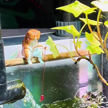 Cute Fishing Cat Aquarium Ornament – Mini Decorative Figurine for Aquascaping, Micro-Landscapes & DIY Tank Decor