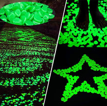 Load image into Gallery viewer, 100pcs Glow in the Dark Pebbles Landscaping Glow Stones for Garden Pond Aquarium
